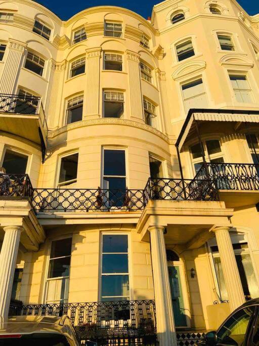Stunning Seafront Apartment 布赖顿 外观 照片